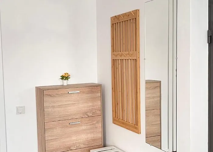 Apartment Flower - 4